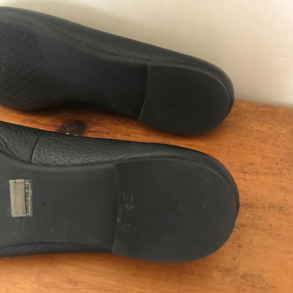 Tory Burch Black Claire Tumbled Leather Ballet Flats - Picture 6 of 8